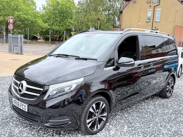 Used Mercedes-Benz V-Class 2018 for sale - 76167550: Photo 12
