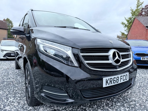 Used Mercedes-Benz V-Class 2018 for sale - 76167550: Photo 15