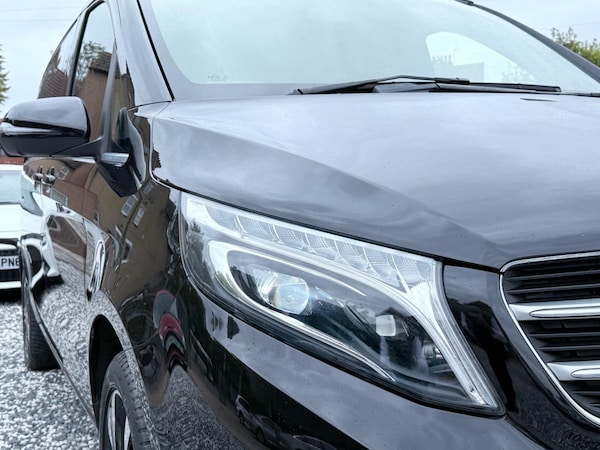 Used Mercedes-Benz V-Class 2018 for sale - 76167550: Photo 16