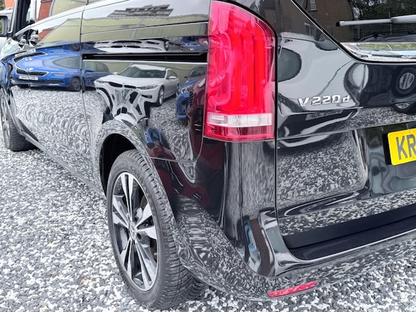 Used Mercedes-Benz V-Class 2018 for sale - 76167550: Photo 23