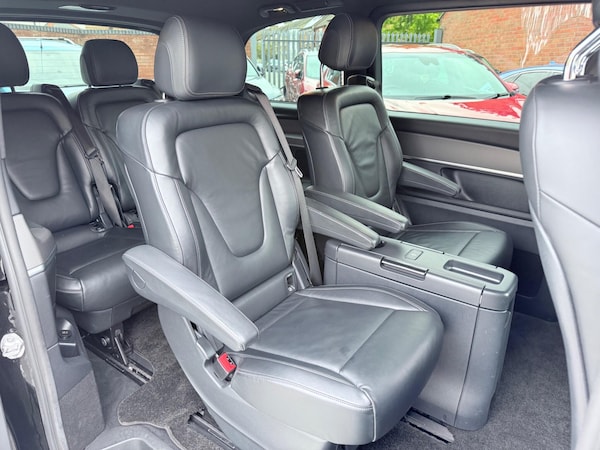Used Mercedes-Benz V-Class 2018 for sale - 76167550: Photo 46