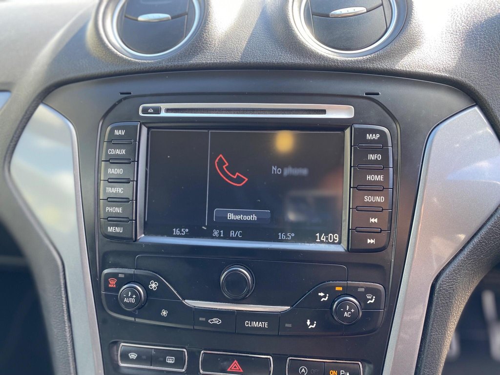 Used Ford Mondeo 2013 for sale - 78215835: Photo 32