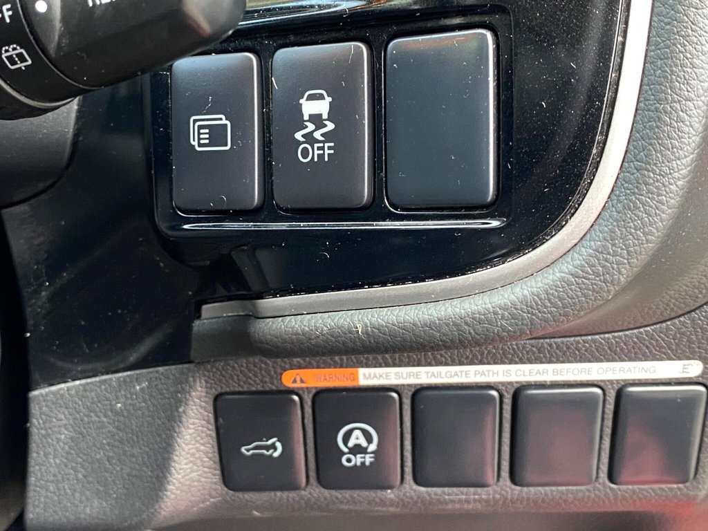 Used Mitsubishi Outlander 2014 for sale - 77780345: Photo 50