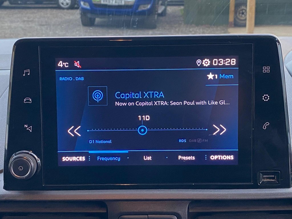 Used Peugeot Partner 2021 for sale - 77048857: Photo 29