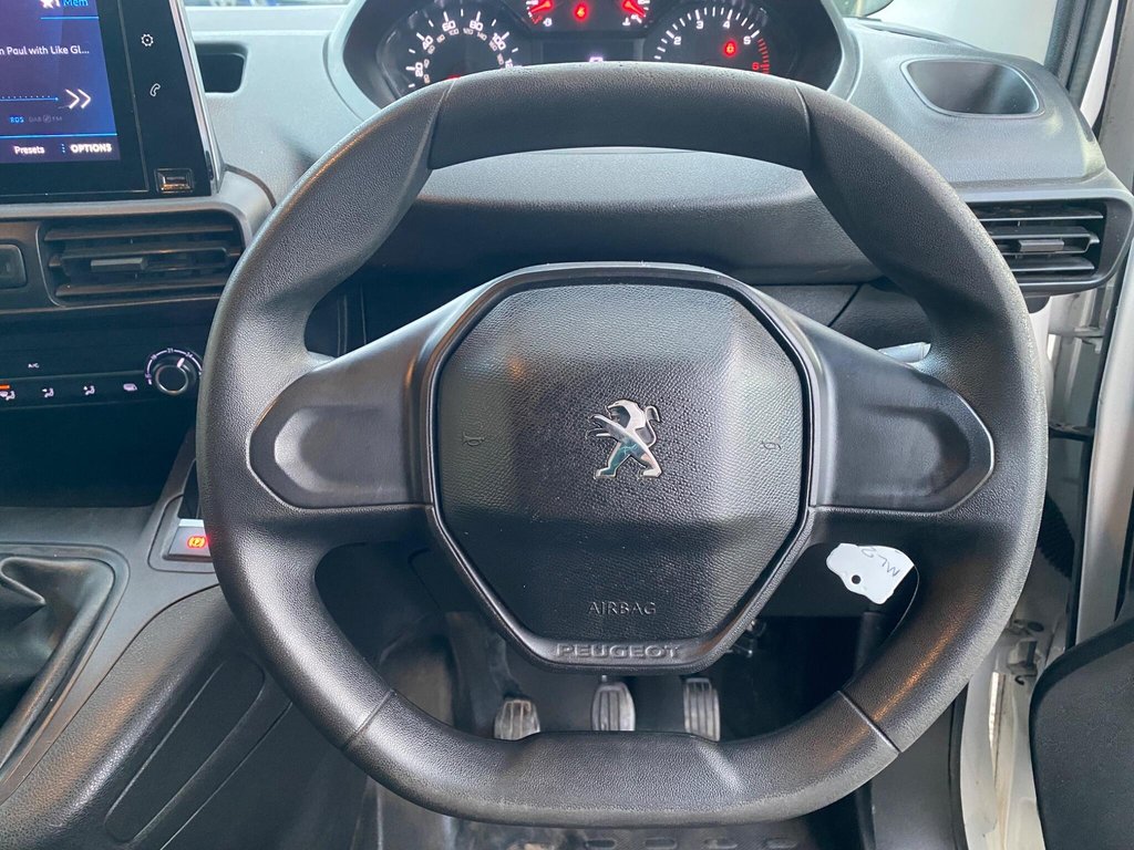 Used Peugeot Partner 2021 for sale - 77048857: Photo 32