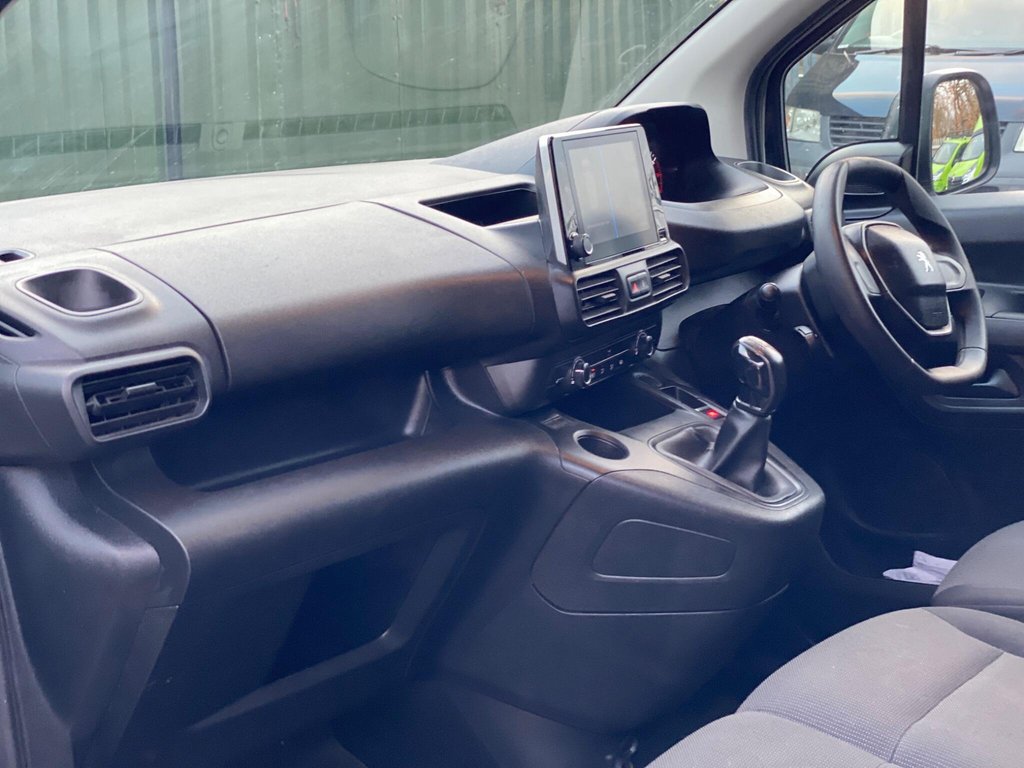 Used Peugeot Partner 2021 for sale - 77048857: Photo 47