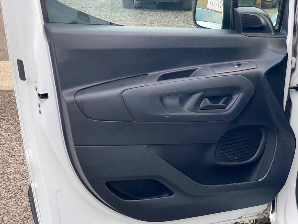 Used Peugeot Partner 2021 for sale - 77048857: Photo 49