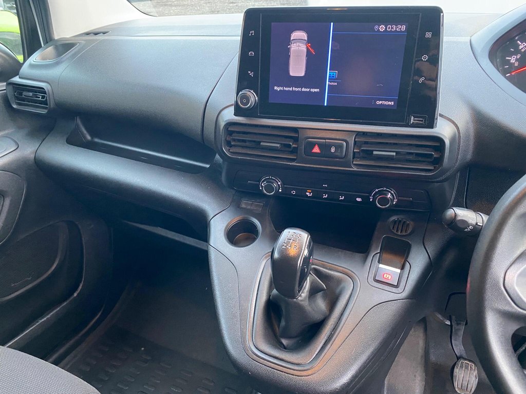 Used Peugeot Partner 2021 for sale - 77048857: Photo 9