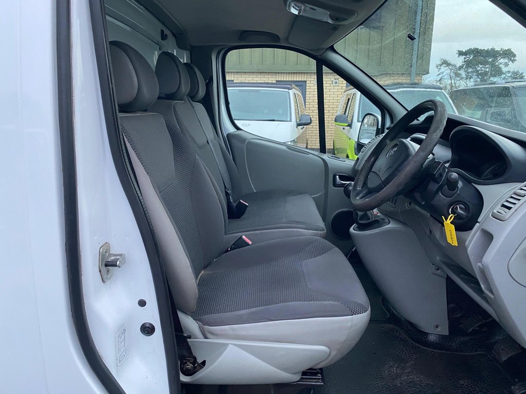 Used Vauxhall Vivaro 2012 for sale - 77397357: Photo 12