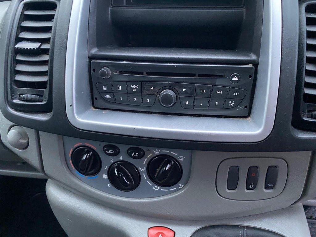 Used Vauxhall Vivaro 2012 for sale - 77397357: Photo 16