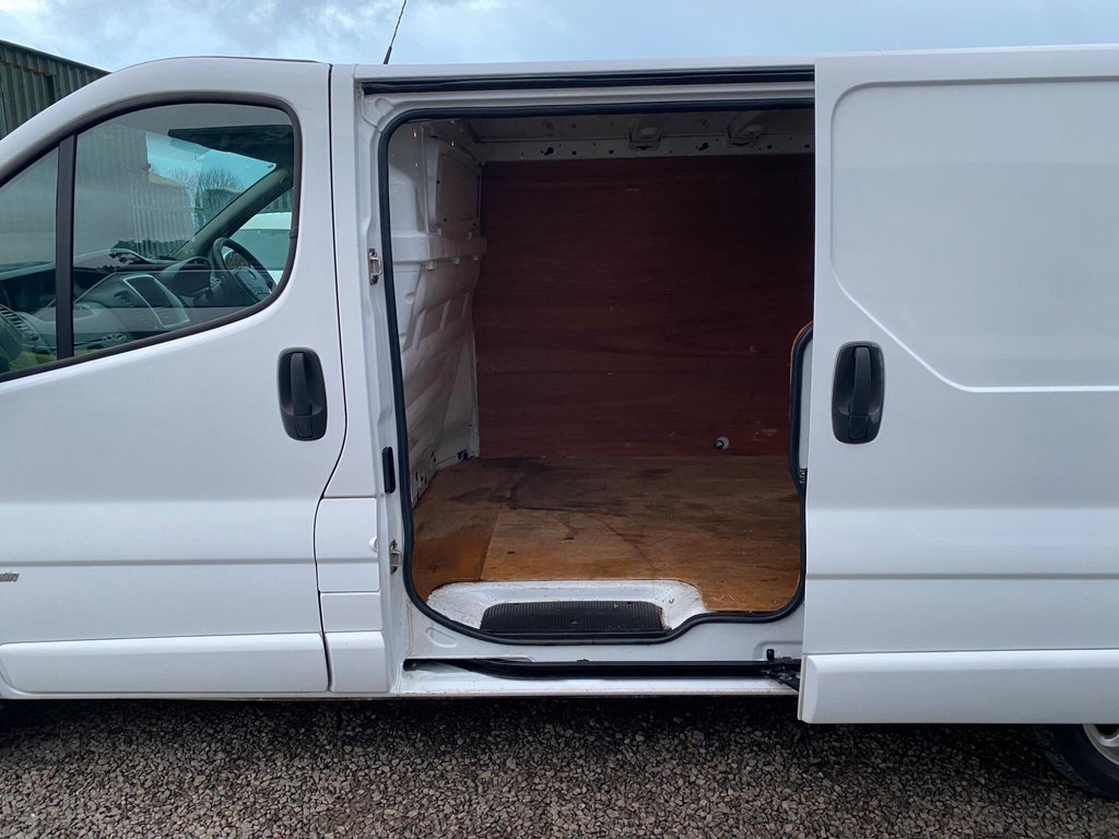 Used Vauxhall Vivaro 2012 for sale - 77397357: Photo 20