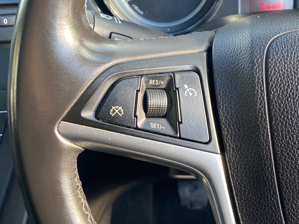 Used Vauxhall Insignia 2010 for sale - 76445811: Photo 36