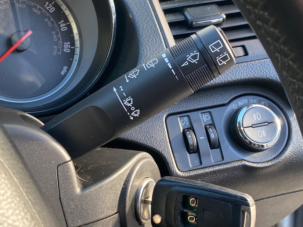 Used Vauxhall Insignia 2010 for sale - 76445811: Photo 39