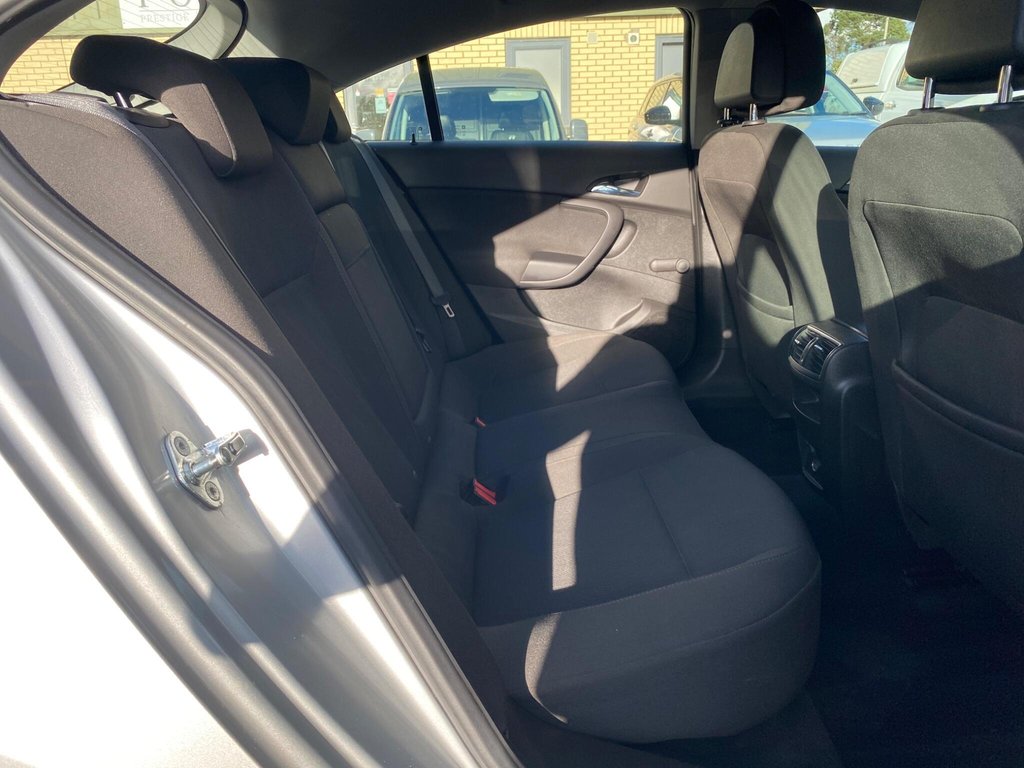 Used Vauxhall Insignia 2010 for sale - 76445811: Photo 44