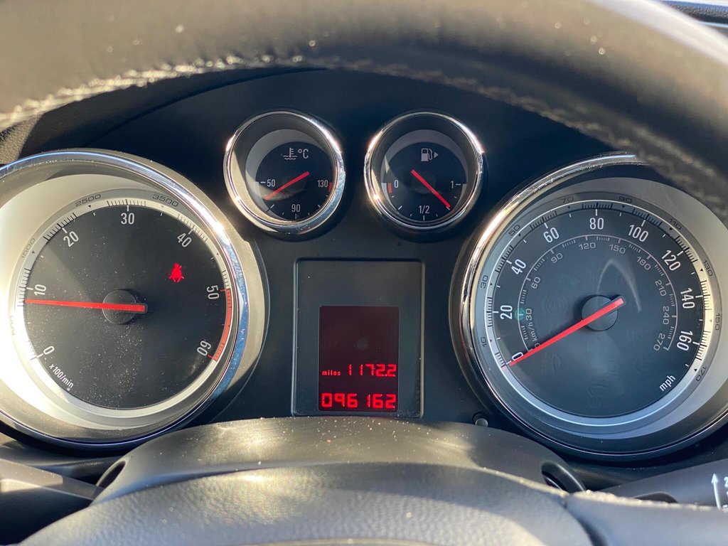 Used Vauxhall Insignia 2010 for sale - 76445811: Photo 7