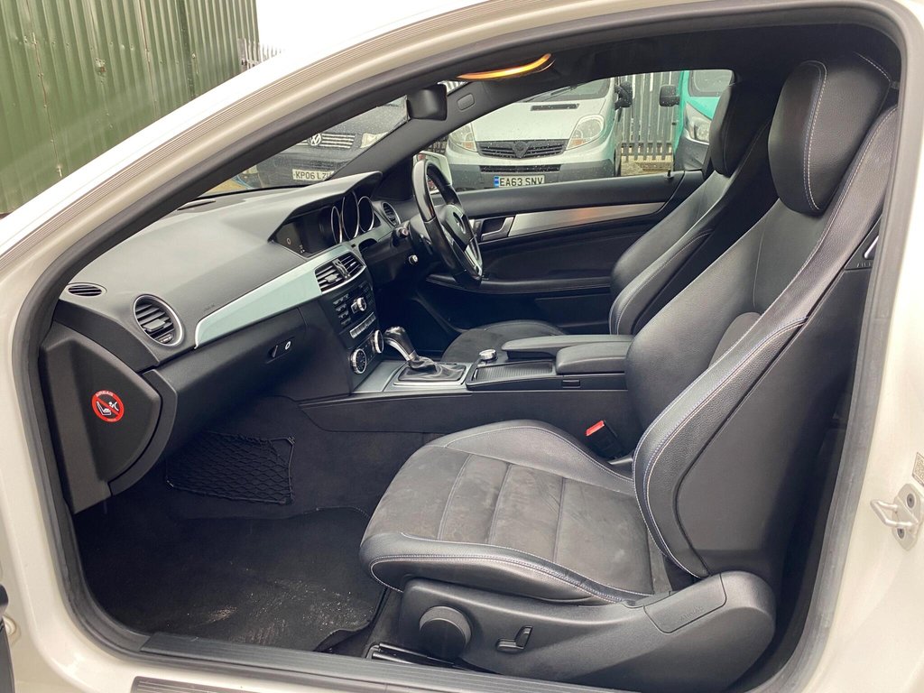 Used Mercedes-Benz C Class 2014 for sale - 77780624: Photo 16