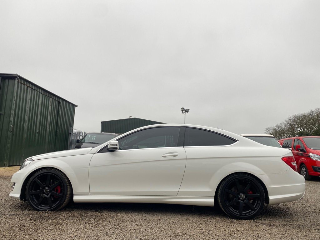 Used Mercedes-Benz C Class 2014 for sale - 77780624: Photo 21