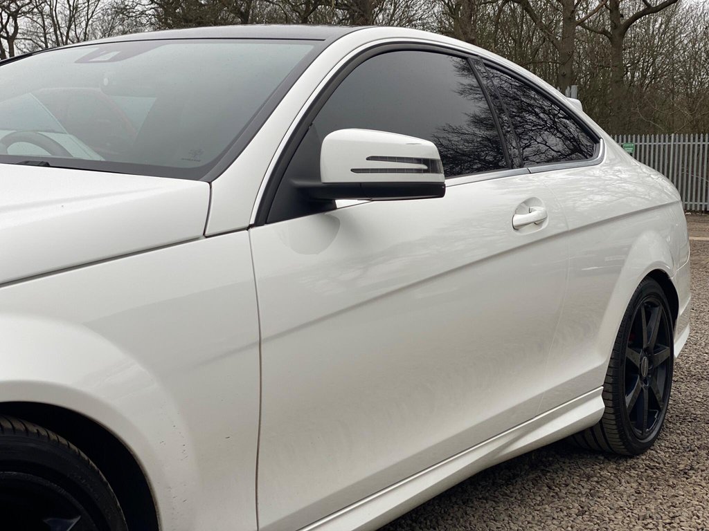 Used Mercedes-Benz C Class 2014 for sale - 77780624: Photo 27