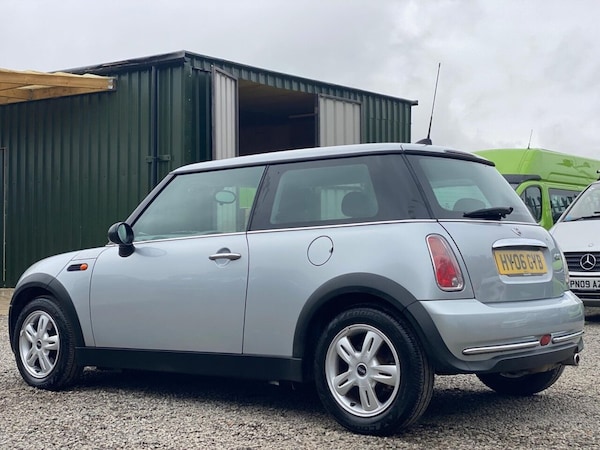 Used MINI Hatch 2006 for sale - 76297102: Photo 4