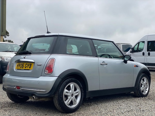 Used MINI Hatch 2006 for sale - 76297102: Photo 5