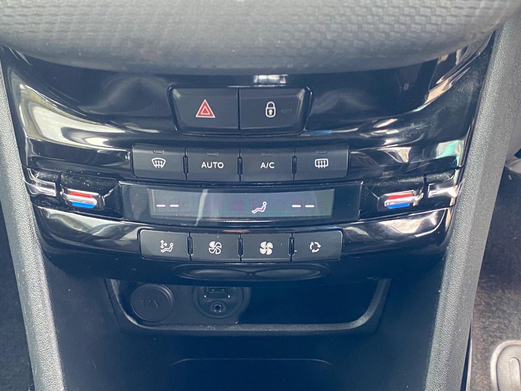 Used Peugeot 2008 2015 for sale - 77919922: Photo 33