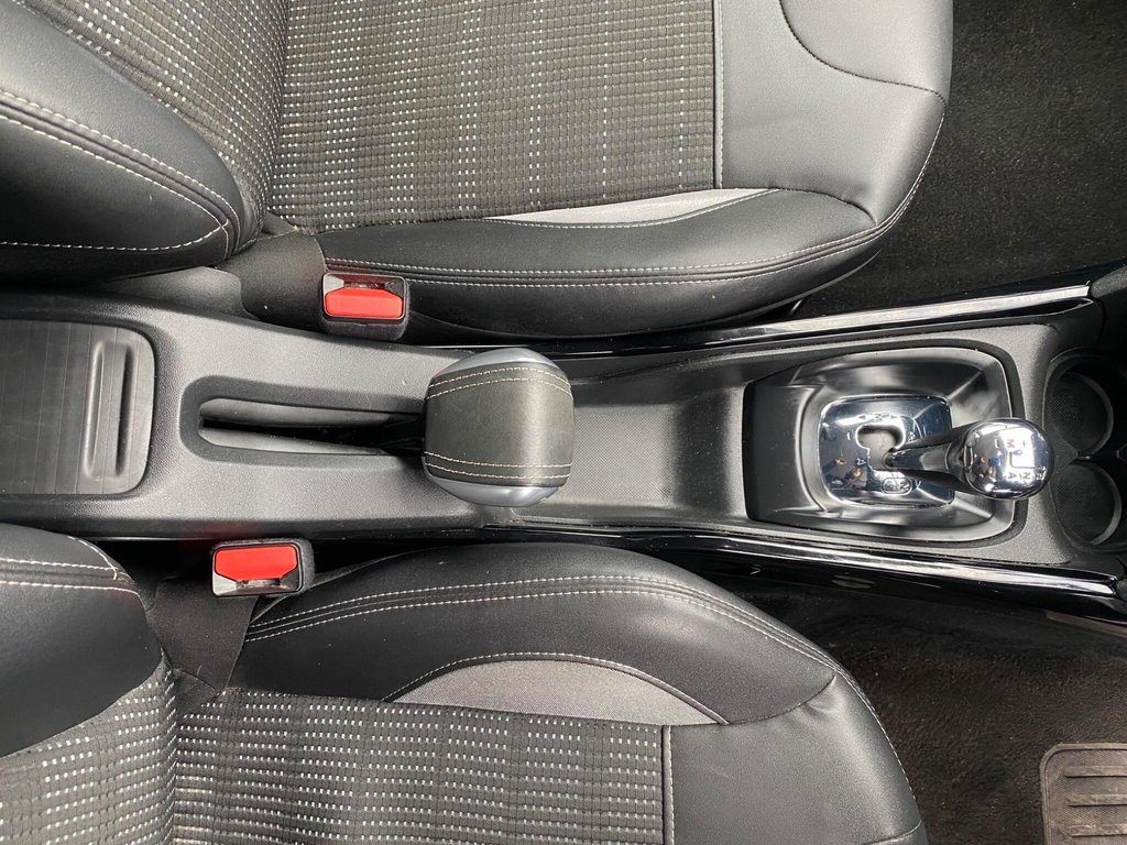 Used Peugeot 2008 2015 for sale - 77919922: Photo 35