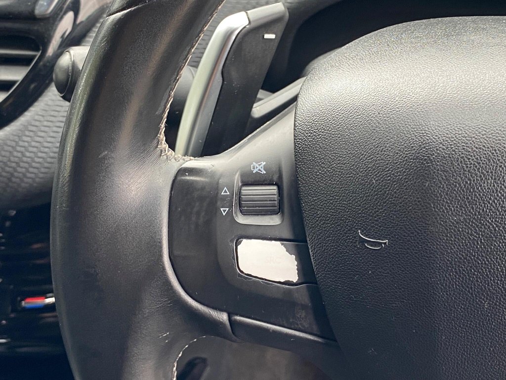 Used Peugeot 2008 2015 for sale - 77919922: Photo 37