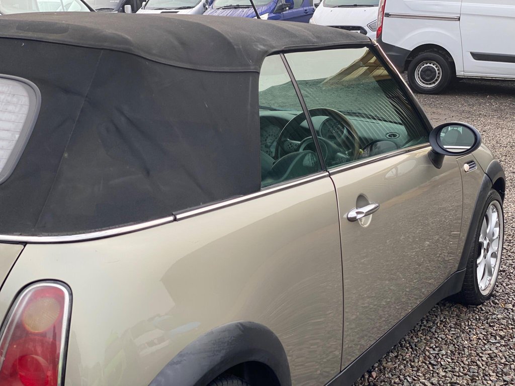Used MINI Convertible 2007 for sale - 77232020: Photo 30