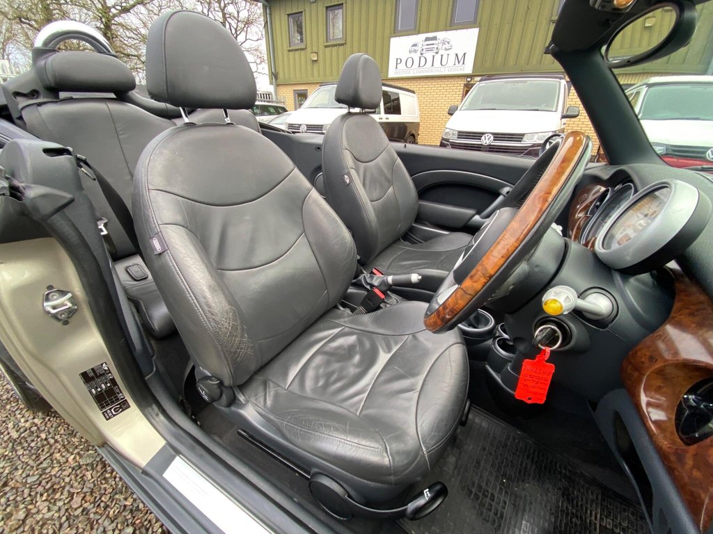 Used MINI Convertible 2007 for sale - 77232020: Photo 33