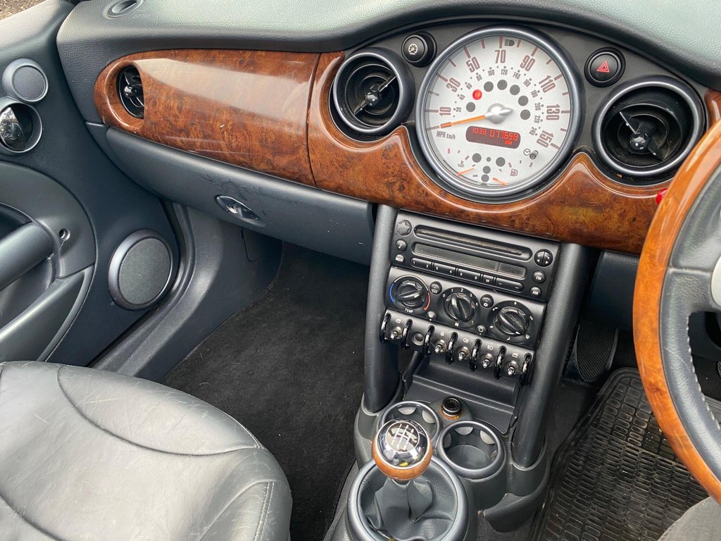 Used MINI Convertible 2007 for sale - 77232020: Photo 34