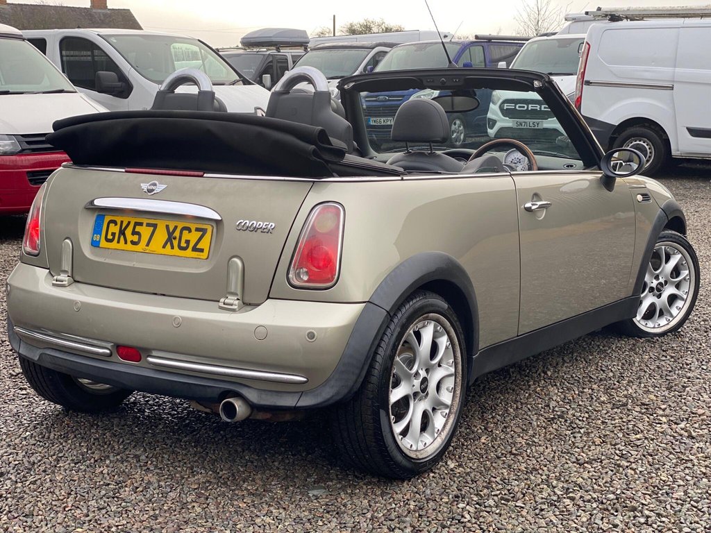 Used MINI Convertible 2007 for sale - 77232020: Photo 5