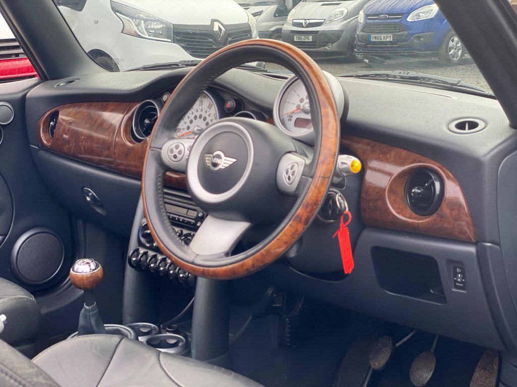 Used MINI Convertible 2007 for sale - 77232020: Photo 6