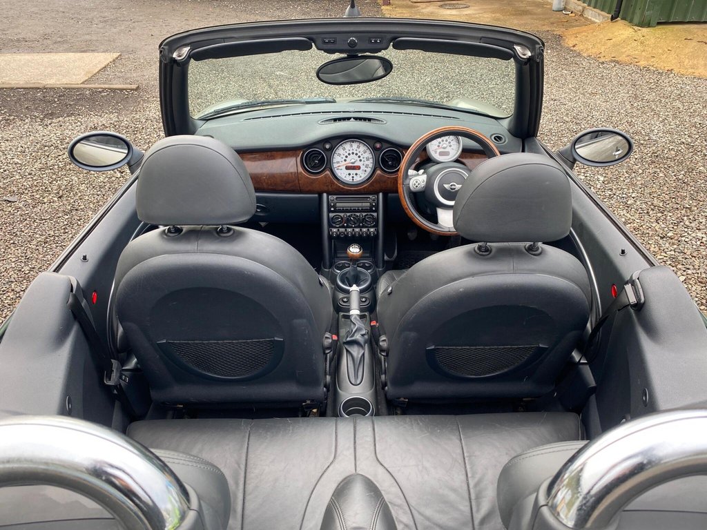 Used MINI Convertible 2007 for sale - 77232020: Photo 8
