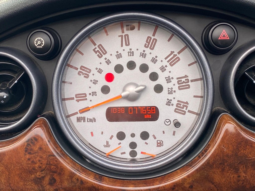 Used MINI Convertible 2007 for sale - 77232020: Photo 9