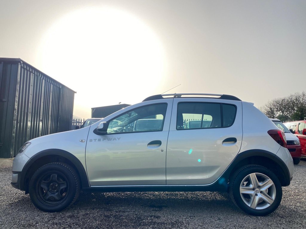 Used Dacia Sandero Stepway 2013 for sale - 77780782: Photo 19