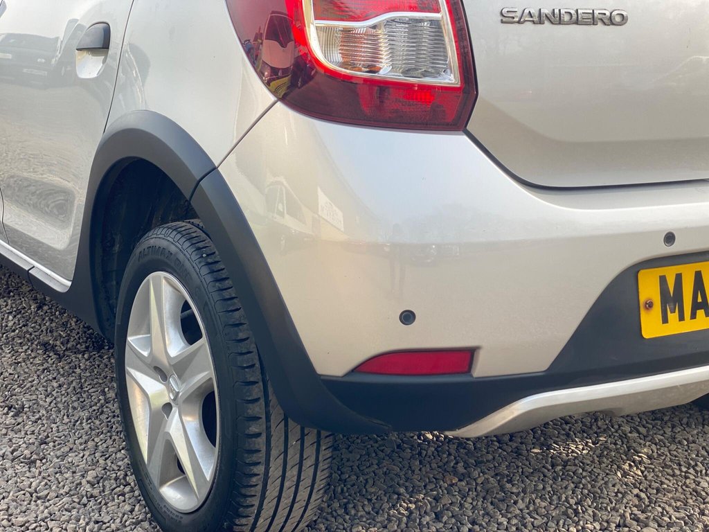 Used Dacia Sandero Stepway 2013 for sale - 77780782: Photo 26