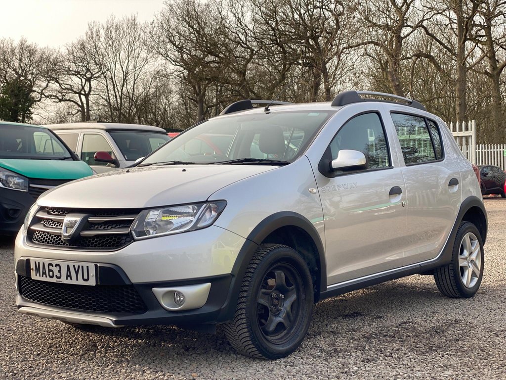 Used Dacia Sandero Stepway 2013 for sale - 77780782: Photo 3