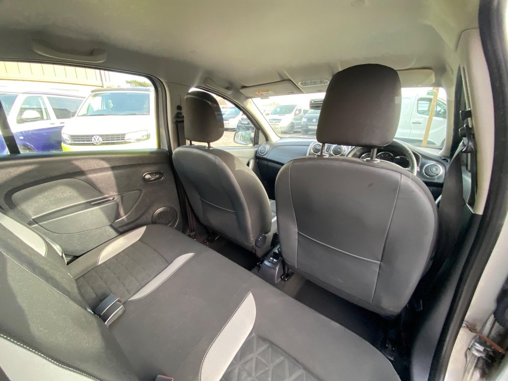 Used Dacia Sandero Stepway 2013 for sale - 77780782: Photo 47