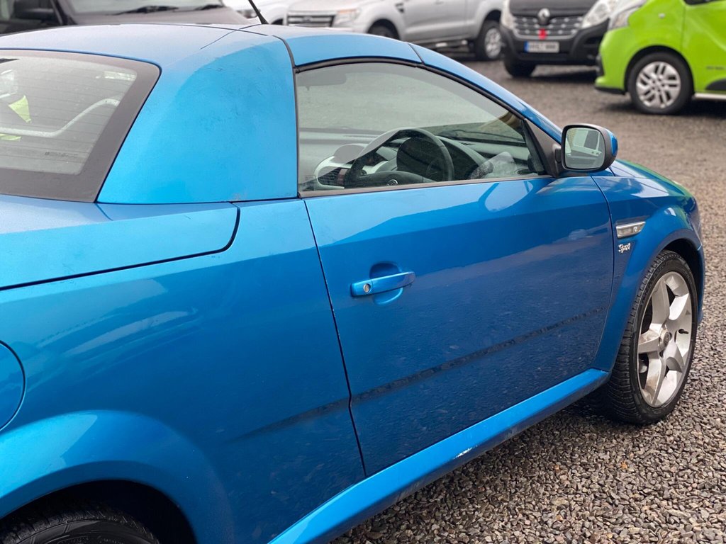 Used Vauxhall Tigra 2006 for sale - 77642325: Photo 16