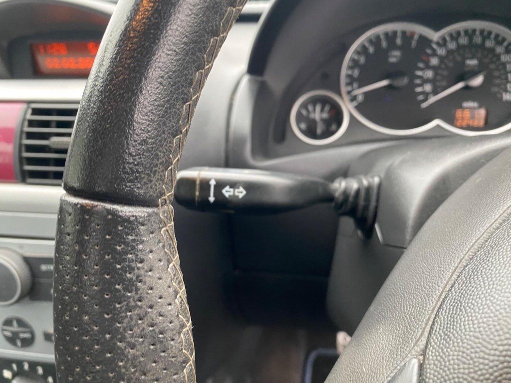 Used Vauxhall Tigra 2006 for sale - 77642325: Photo 19