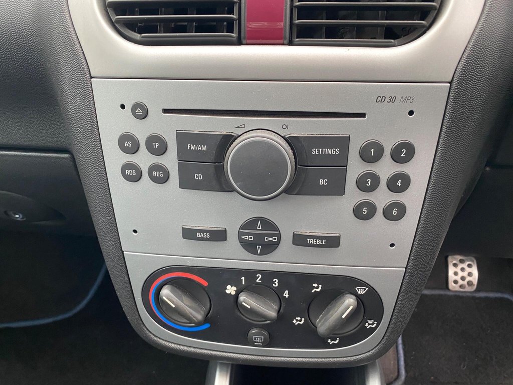 Used Vauxhall Tigra 2006 for sale - 77642325: Photo 24