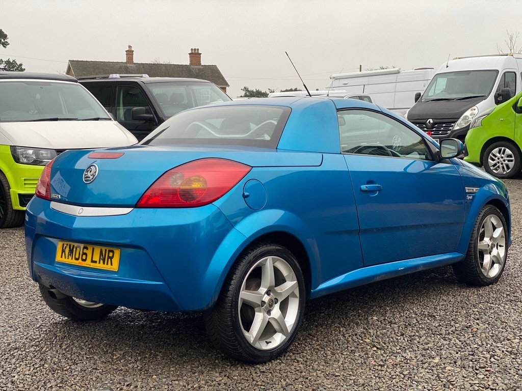 Used Vauxhall Tigra 2006 for sale - 77642325: Photo 4