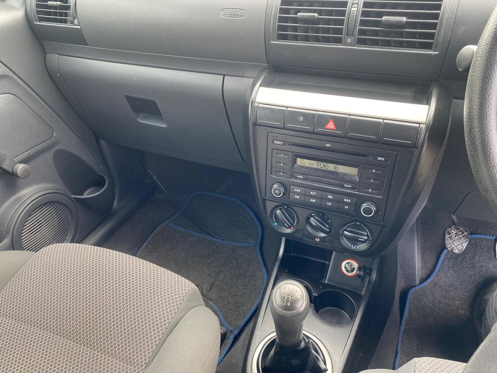 Used Volkswagen Fox 2010 for sale - 77734511: Photo 8