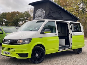 Used Volkswagen Transporter 2017 for sale - 79077376: Photo