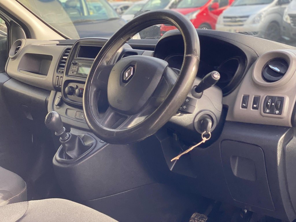 Used Renault Trafic 2015 for sale - 77525812: Photo 11