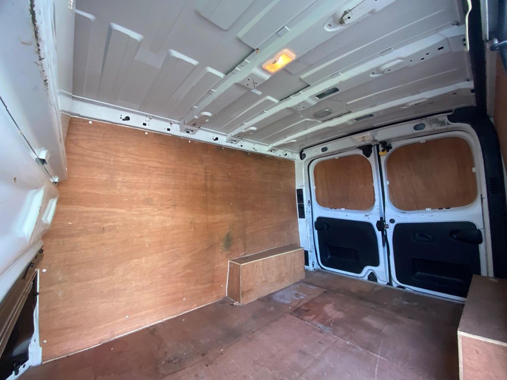 Used Renault Trafic 2015 for sale - 77525812: Photo 37