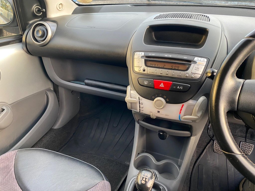 Used Toyota AYGO 2008 for sale - 76338564: Photo 31