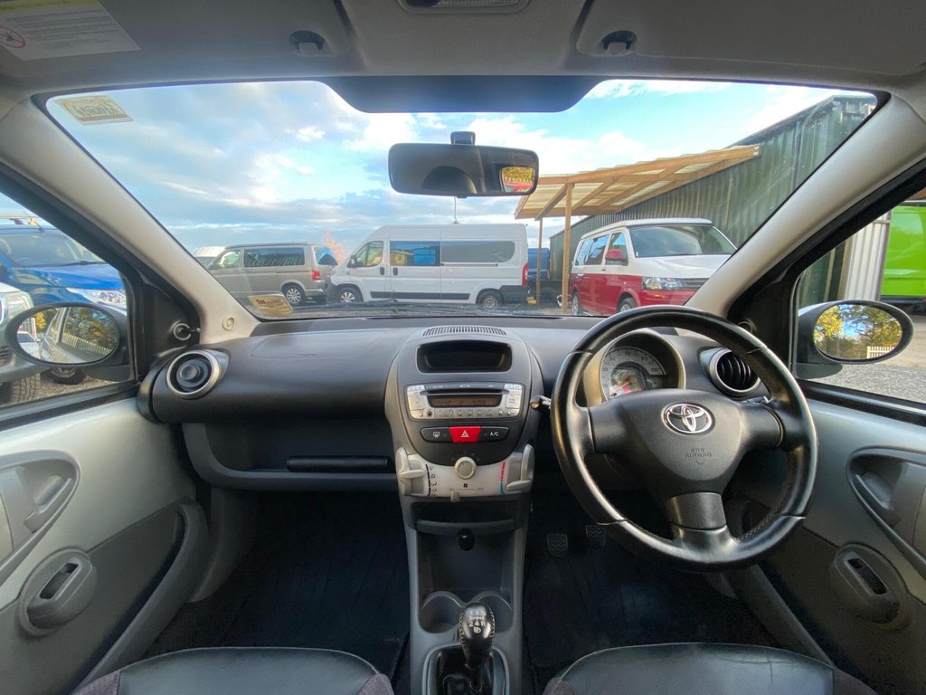 Used Toyota AYGO 2008 for sale - 76338564: Photo 40