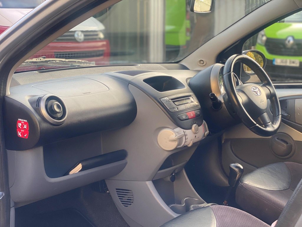 Used Toyota AYGO 2008 for sale - 76338564: Photo 46