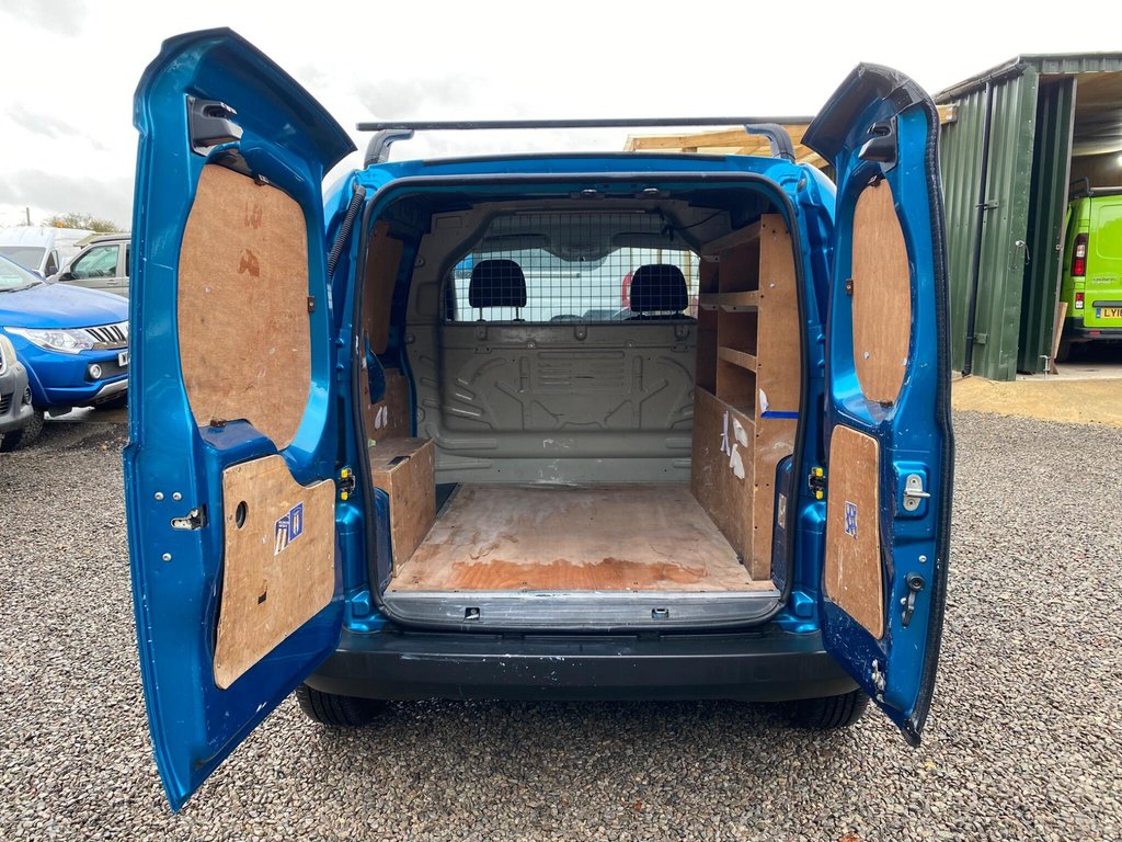 Used Peugeot Bipper 2009 for sale - 76327876: Photo 10